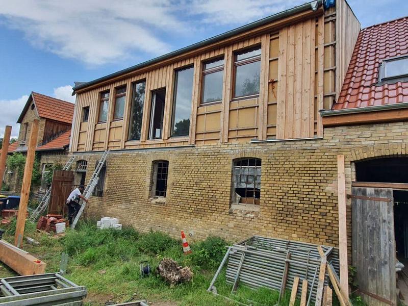 Rozbudowa domu - konstrukcja i dach w trakcie - realizacja Dach Ekspres
